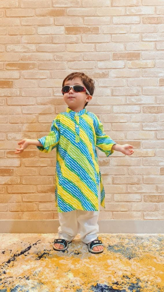 Leheriya printed kurta pajama set for boy